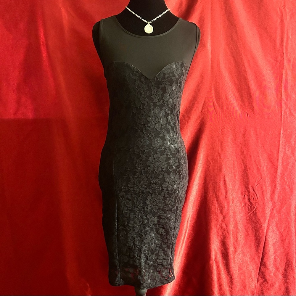 Black stretch lace dress